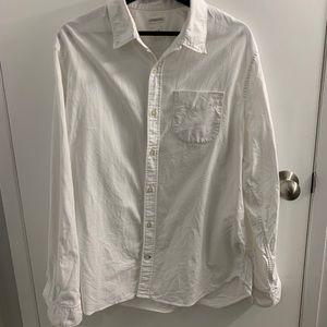GAP white cotton button down